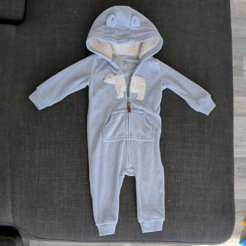2/15$ 🐻‍❄️ Carter's Light Blue Bear Hooded Footie